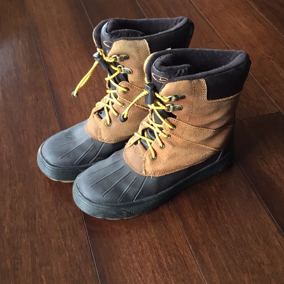youth snow boots